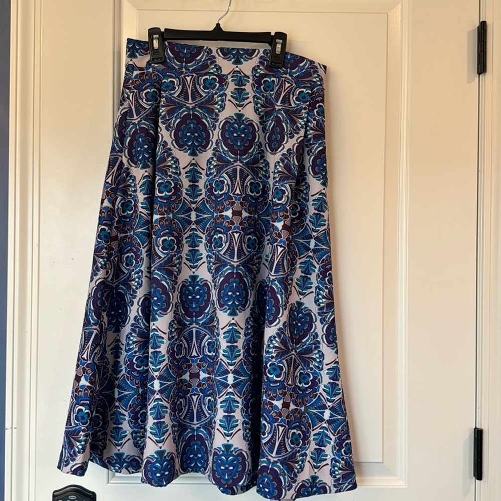 Eva Mendes for New York & Company Skirt Blue Gray Paisley Stretch Zip 4 New NWT